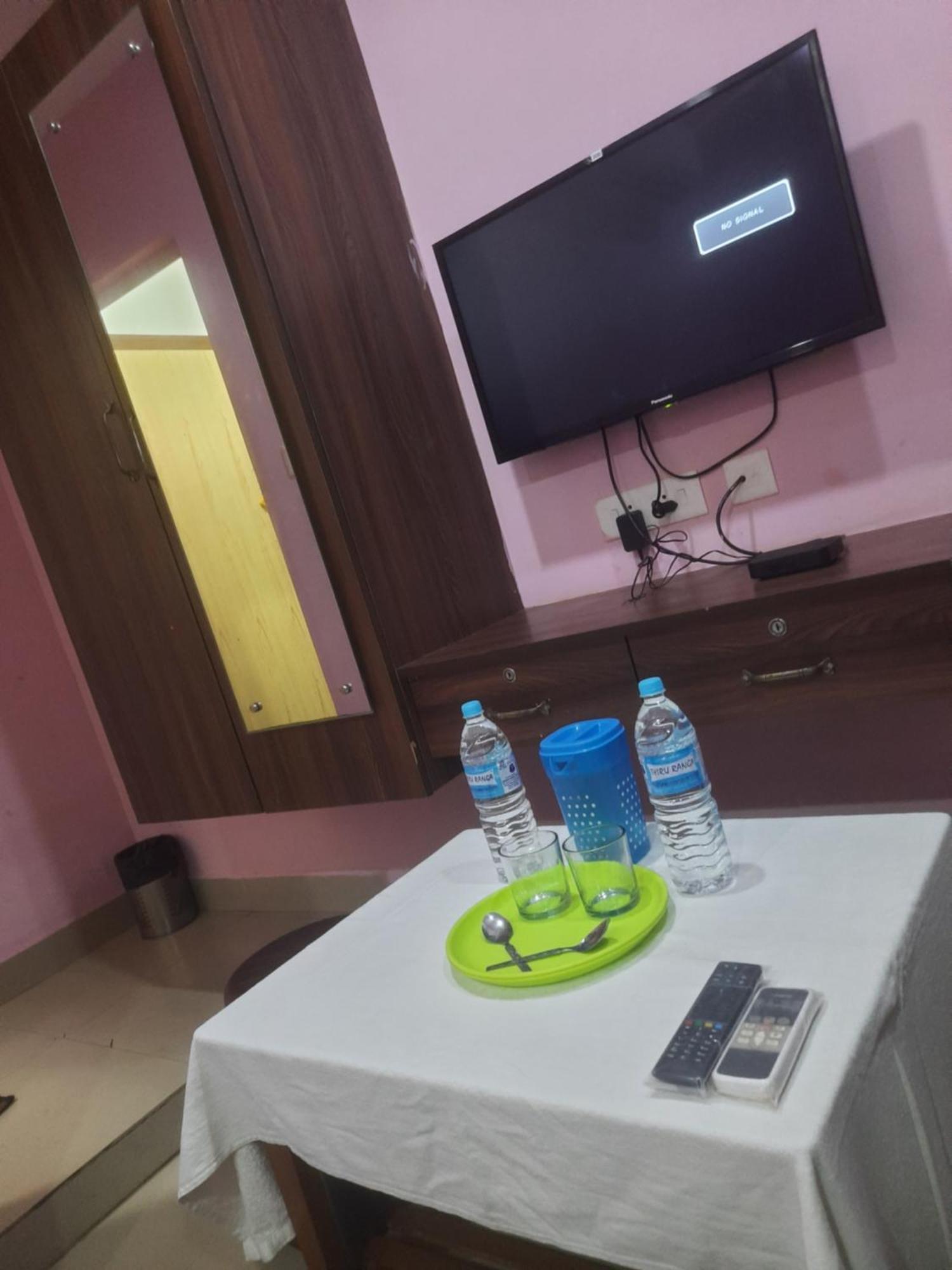 Skyway Rooms Пондичерри Экстерьер фото